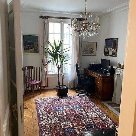 Bel Appartement Haussmannien - Gare De Lyon París Exterior foto